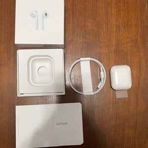 BNWT Apple Air Pods 2nd Gen